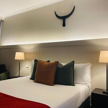 The Black Bull Motel Traralgon Bagian luar foto