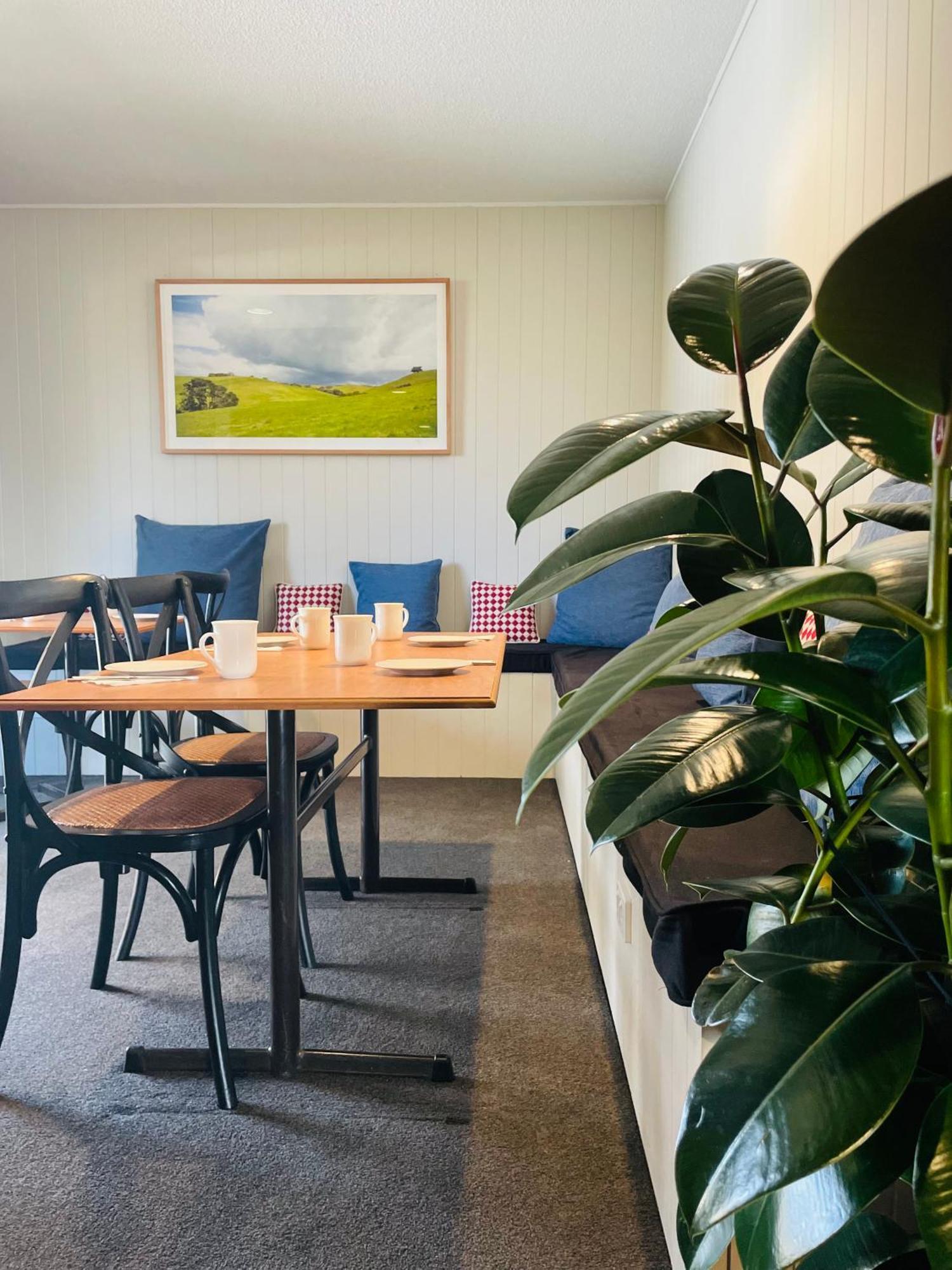 The Black Bull Motel Traralgon Bagian luar foto